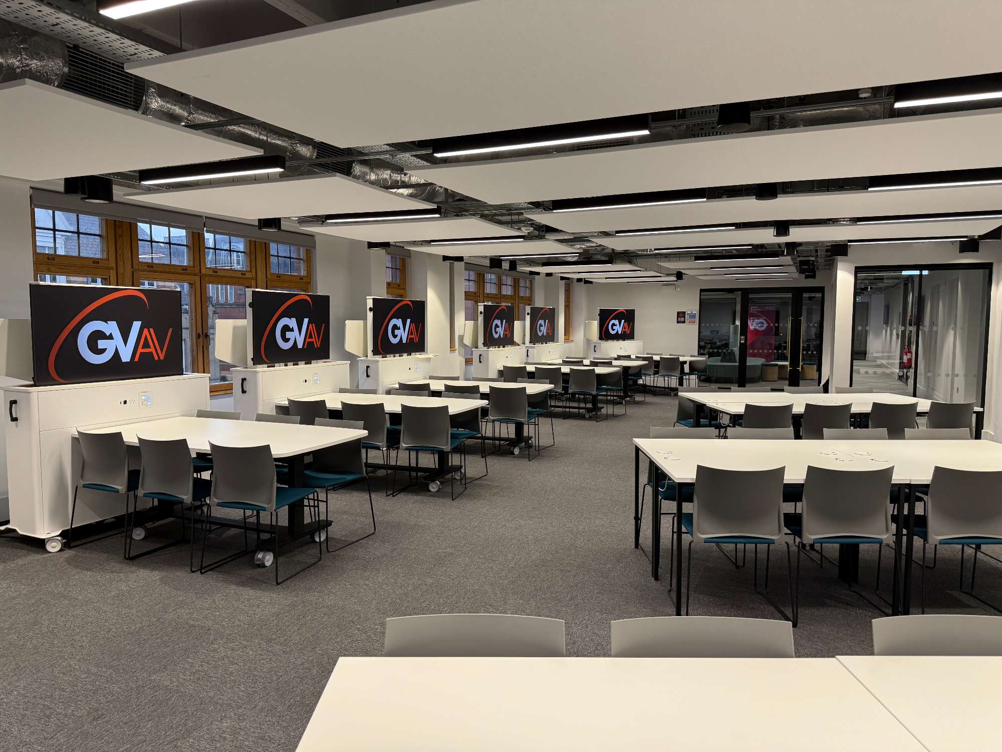 Leeds Trinity University Collaborative Teaching Room